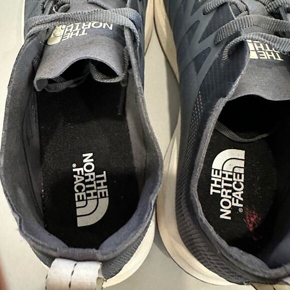 The North‎ Face Flypack Womens Size 10 Running Shoes Sneakers Black Gray Lace Up - Picture 8 of 10